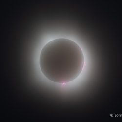 LL1542 member Lorne Rueckwald photographs the #SolarEclipse