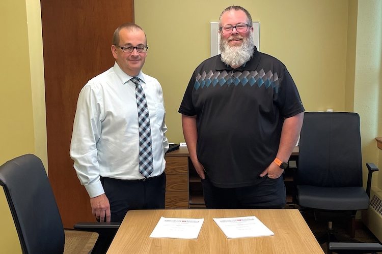 Les membres de la section locale 2797 de l'AIM travaillant pour le NSTU ratifient un nouvel contrat