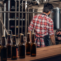 IAM Welcomes Fort Garry Brewing Workers
