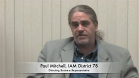 Paul Mitchell, sur législation des services essentielle